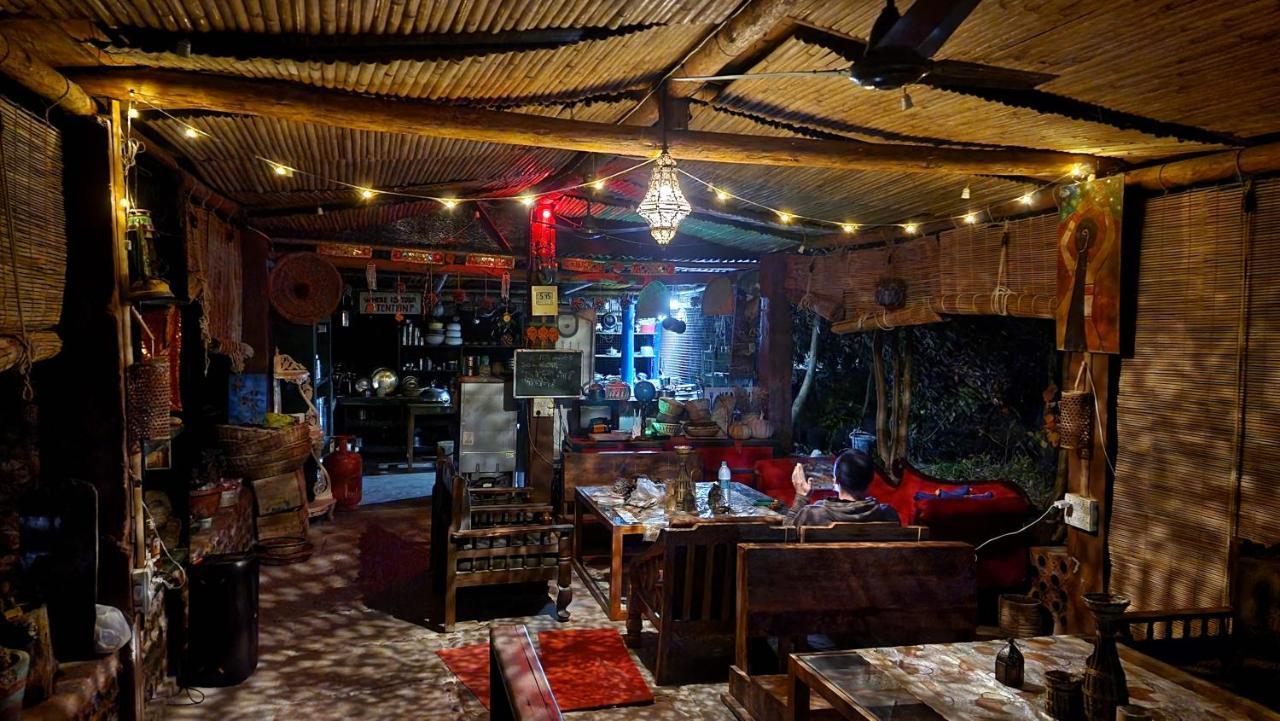 Hobo Huts By The Riverside Panuanaula Экстерьер фото