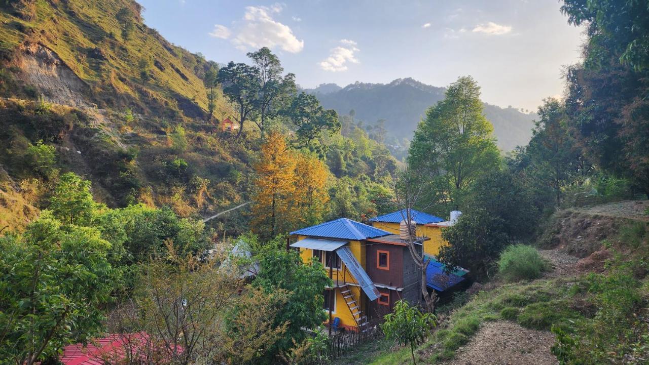 Hobo Huts By The Riverside Panuanaula Экстерьер фото